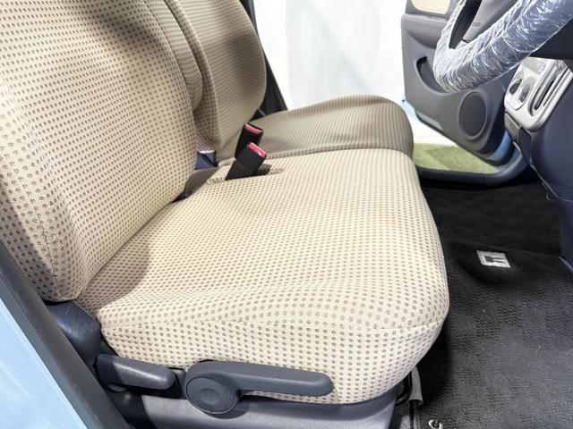 アルトラパン リミテッド　保証付き　修復歴無　シートヒーター　Ｐスタート　スマートキー　社外１４インチＡＷ　Ｆ／Ｓ／Ｒスポイラー付　電動格納ミラー　純正オーディオ　ＣＤ　レベライザー　ベンチシート　フルフラット　シートリフター（30枚目）