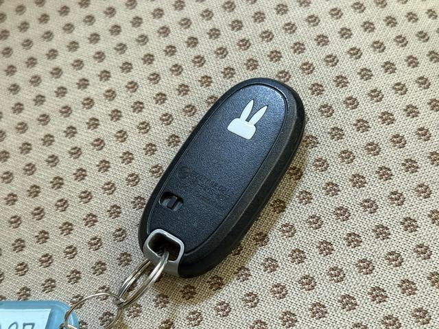 アルトラパン リミテッド　保証付き　修復歴無　シートヒーター　Ｐスタート　スマートキー　社外１４インチＡＷ　Ｆ／Ｓ／Ｒスポイラー付　電動格納ミラー　純正オーディオ　ＣＤ　レベライザー　ベンチシート　フルフラット　シートリフター（79枚目）