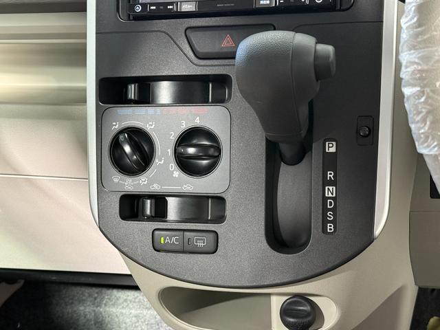 タント LリミテッドSAIII 保証付き 修復歴無 Bカメラ ナビTV コーナーセンサー 衝突被害軽減B ESC オートハイビーム アイドリングストップ ステアリングスイッチ キーレス 電動格納ミラー レベライザー Rサンシェード(73枚目)