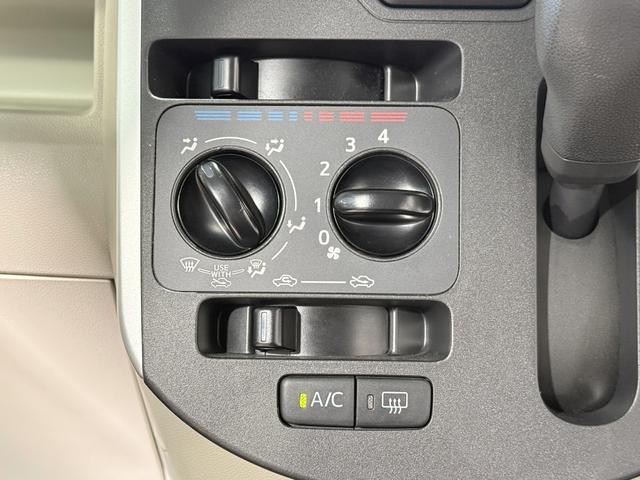 タント LリミテッドSAIII 保証付き 修復歴無 Bカメラ ナビTV コーナーセンサー 衝突被害軽減B ESC オートハイビーム アイドリングストップ ステアリングスイッチ キーレス 電動格納ミラー レベライザー Rサンシェード(74枚目)