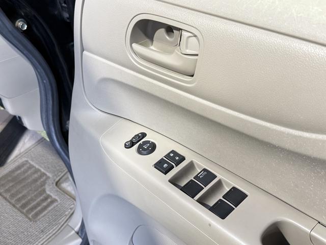 N-BOX G・Lパッケージ 保証付き 修復歴無 電動スライド ナビTV Bluetooth CD 横滑り防止 Pスタート アイドリングストップ ステリモ オートエアコン スマートキー 電動格納ミラー レベライザー ベンチシート(28枚目)