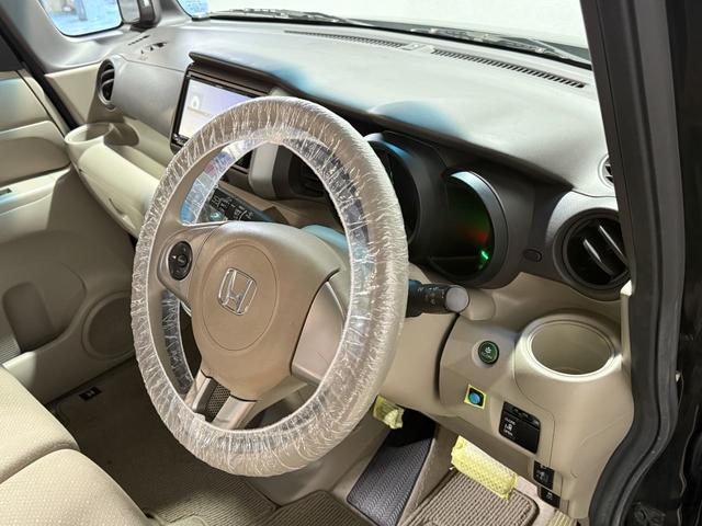 N-BOX G・Lパッケージ 保証付き 修復歴無 電動スライド ナビTV Bluetooth CD 横滑り防止 Pスタート アイドリングストップ ステリモ オートエアコン スマートキー 電動格納ミラー レベライザー ベンチシート(63枚目)