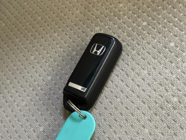 N-BOX G・Lパッケージ 保証付き 修復歴無 電動スライド ナビTV Bluetooth CD 横滑り防止 Pスタート アイドリングストップ ステリモ オートエアコン スマートキー 電動格納ミラー レベライザー ベンチシート(79枚目)