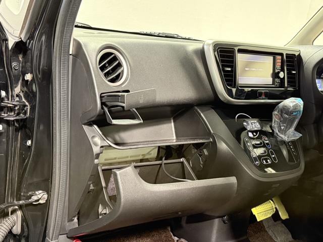 デイズルークス ハイウェイスター　Ｘ　保証付　修復歴無　Ｂカメラ　ＰＳＤ　フルセグナビ　ＨＩＤヘッドライト　フォグ　Ｐスタート　Ａストップ　ＡＡＣ　インテリキー　純正１４インチＡＷ　Ｒシーリングファン　シートバックテーブル　Ｒサンシェード（72枚目）