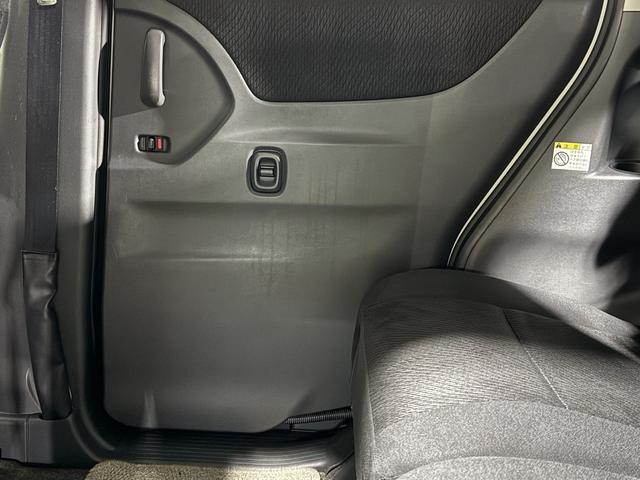 パレットＳＷ ＸＳ　保証付　修復歴無　ＥＴＣ　電動スライド　フルセグナビ　ＢＴ　ＤＶＤ　ＨＩＤオートライト　フォグ　Ｐスタート　ＡＡＣ　スマートキー　純正１４インチＡＷ　ウィンカー付電格ミラー　ベンチシート　フルフラット（33枚目）