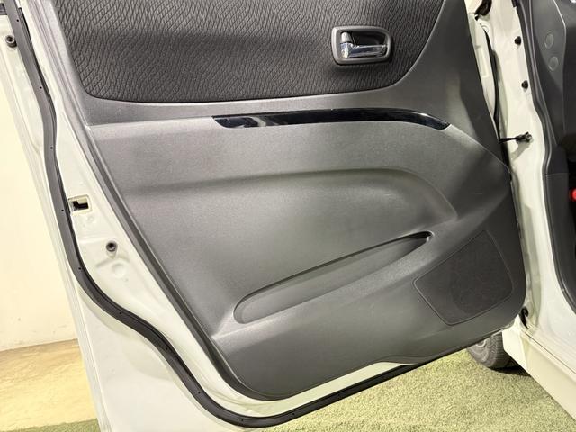 パレットＳＷ ＸＳ　保証付　修復歴無　ＥＴＣ　電動スライド　フルセグナビ　ＢＴ　ＤＶＤ　ＨＩＤオートライト　フォグ　Ｐスタート　ＡＡＣ　スマートキー　純正１４インチＡＷ　ウィンカー付電格ミラー　ベンチシート　フルフラット（50枚目）