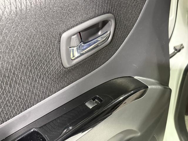 パレットＳＷ ＸＳ　保証付　修復歴無　ＥＴＣ　電動スライド　フルセグナビ　ＢＴ　ＤＶＤ　ＨＩＤオートライト　フォグ　Ｐスタート　ＡＡＣ　スマートキー　純正１４インチＡＷ　ウィンカー付電格ミラー　ベンチシート　フルフラット（51枚目）