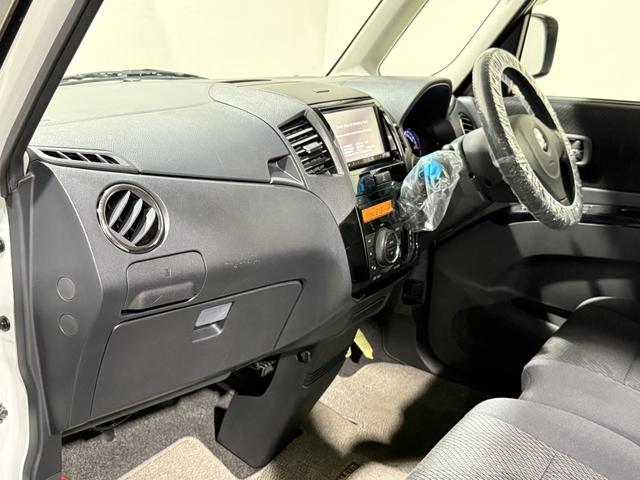 パレットＳＷ ＸＳ　保証付　修復歴無　ＥＴＣ　電動スライド　フルセグナビ　ＢＴ　ＤＶＤ　ＨＩＤオートライト　フォグ　Ｐスタート　ＡＡＣ　スマートキー　純正１４インチＡＷ　ウィンカー付電格ミラー　ベンチシート　フルフラット（74枚目）