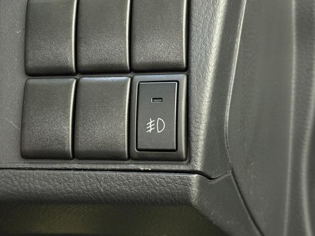 ワゴンＲスティングレー Ｔ　保証付　修復歴無　ターボ　ＥＴＣ　Ｂカメラ　フルセグナビ　ＤＶＤ　ＣＤ　ＨＩＤオートライト　フォグ　Ｐスタート　パドルシフト　スマートキー　純正１４インチＡＷ　ウィンカー付電動格納ミラー　フルフラット（11枚目）