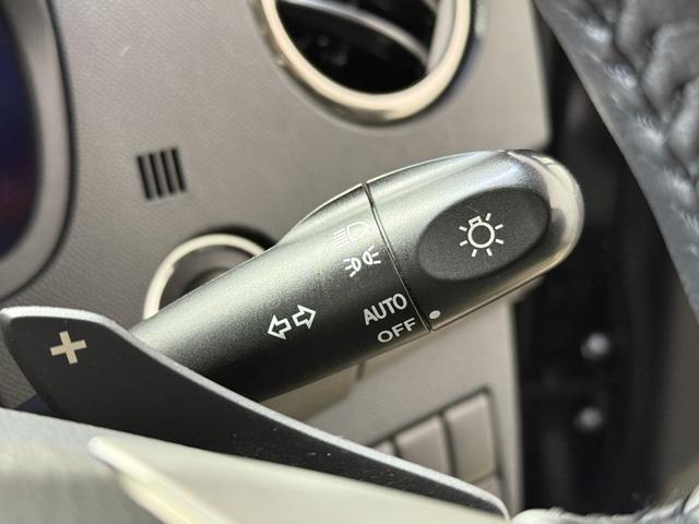 ワゴンＲスティングレー Ｔ　保証付　修復歴無　ターボ　ＥＴＣ　Ｂカメラ　フルセグナビ　ＤＶＤ　ＣＤ　ＨＩＤオートライト　フォグ　Ｐスタート　パドルシフト　スマートキー　純正１４インチＡＷ　ウィンカー付電動格納ミラー　フルフラット（12枚目）