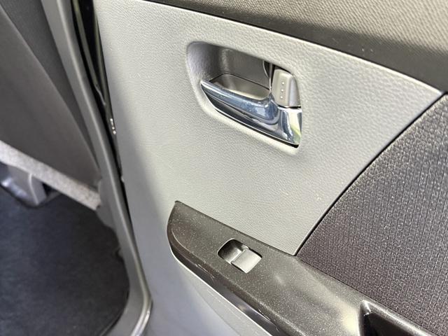 ワゴンＲスティングレー Ｔ　保証付　修復歴無　ターボ　ＥＴＣ　Ｂカメラ　フルセグナビ　ＤＶＤ　ＣＤ　ＨＩＤオートライト　フォグ　Ｐスタート　パドルシフト　スマートキー　純正１４インチＡＷ　ウィンカー付電動格納ミラー　フルフラット（35枚目）