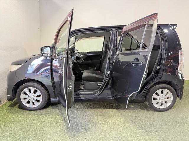 ワゴンＲスティングレー Ｔ　保証付　修復歴無　ターボ　ＥＴＣ　Ｂカメラ　フルセグナビ　ＤＶＤ　ＣＤ　ＨＩＤオートライト　フォグ　Ｐスタート　パドルシフト　スマートキー　純正１４インチＡＷ　ウィンカー付電動格納ミラー　フルフラット（50枚目）