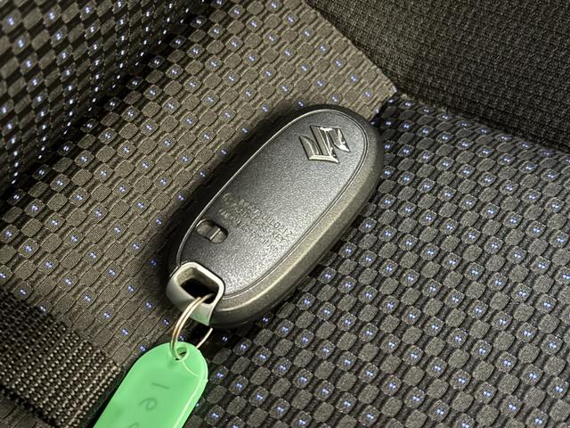 ワゴンＲスティングレー Ｔ　保証付　修復歴無　ターボ　ＥＴＣ　Ｂカメラ　フルセグナビ　ＤＶＤ　ＣＤ　ＨＩＤオートライト　フォグ　Ｐスタート　パドルシフト　スマートキー　純正１４インチＡＷ　ウィンカー付電動格納ミラー　フルフラット（78枚目）