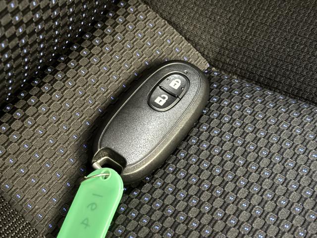 ワゴンＲスティングレー Ｔ　保証付　修復歴無　ターボ　ＥＴＣ　Ｂカメラ　フルセグナビ　ＤＶＤ　ＣＤ　ＨＩＤオートライト　フォグ　Ｐスタート　パドルシフト　スマートキー　純正１４インチＡＷ　ウィンカー付電動格納ミラー　フルフラット（79枚目）