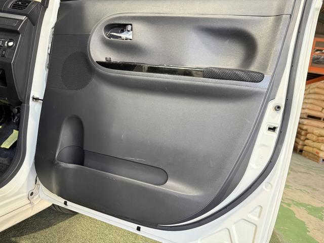 タント カスタムＲＳ　トップエディションＳＡ　保証付　修復歴無　ターボ　ＥＴＣ　Ｂカメラ　両ＰＳＤ　フルセグナビＢＴ　ＤＶＤ　ＬＥＤオートライト　フォグ　スマアシ　Ｐスタ　ステリモ　ＡＡＣ　スマートキー　純正１５ＡＷ　ハーフレザー　Ｒサンシェード（27枚目）