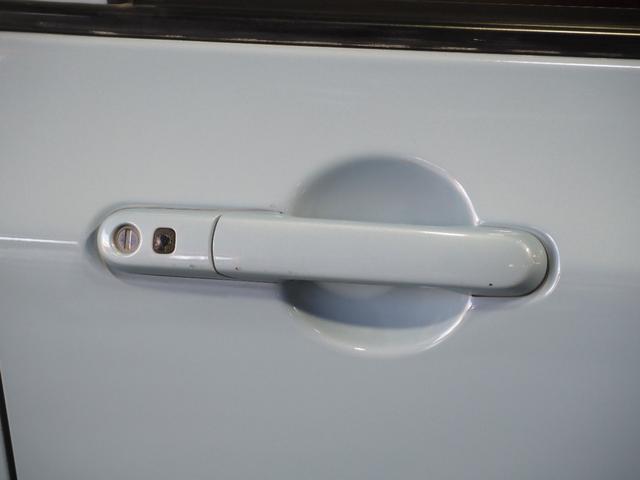 アルトラパン リミテッド　保証付き　修復歴無　ＥＴＣ　シートヒーター　プッシュスタート　スマートキー　電動格納ミラー　Ｆ／Ｓ／Ｒスポイラー　純正オーディオ　ＣＤ　レベライザー　ベンチシート　フルフラット　ＡＢＳ　Ｗエアバッグ（18枚目）