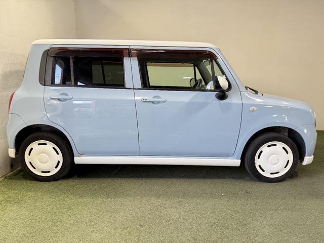 アルトラパン リミテッド　保証付き　修復歴無　ＥＴＣ　シートヒーター　プッシュスタート　スマートキー　電動格納ミラー　Ｆ／Ｓ／Ｒスポイラー　純正オーディオ　ＣＤ　レベライザー　ベンチシート　フルフラット　ＡＢＳ　Ｗエアバッグ（23枚目）