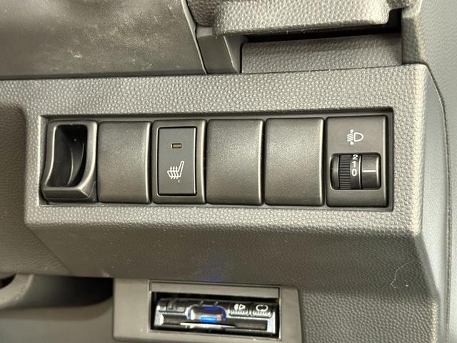 アルトラパン リミテッド　保証付き　修復歴無　ＥＴＣ　シートヒーター　プッシュスタート　スマートキー　電動格納ミラー　Ｆ／Ｓ／Ｒスポイラー　純正オーディオ　ＣＤ　レベライザー　ベンチシート　フルフラット　ＡＢＳ　Ｗエアバッグ（67枚目）