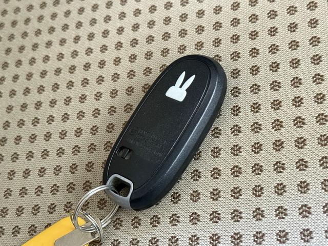 アルトラパン リミテッド　保証付き　修復歴無　ＥＴＣ　シートヒーター　プッシュスタート　スマートキー　電動格納ミラー　Ｆ／Ｓ／Ｒスポイラー　純正オーディオ　ＣＤ　レベライザー　ベンチシート　フルフラット　ＡＢＳ　Ｗエアバッグ（79枚目）