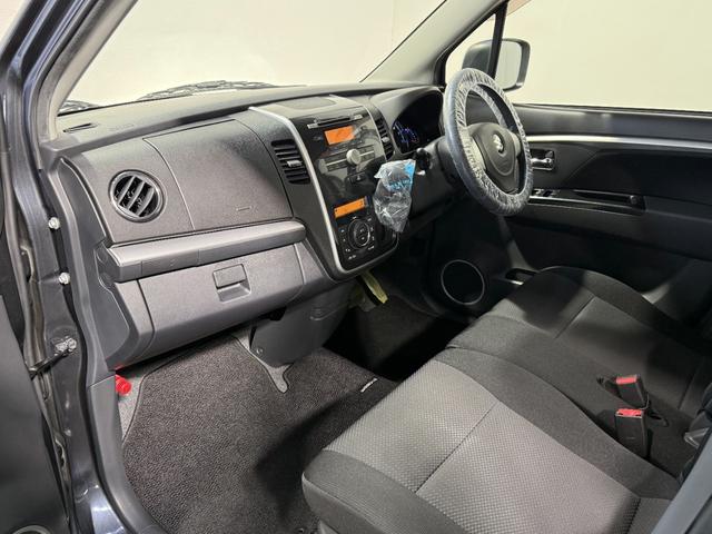 ☆車内の隅々まで徹底クリーニング！目に見えない汚れも落とします！除菌ウイルス除去・消臭でお子様にも安心！