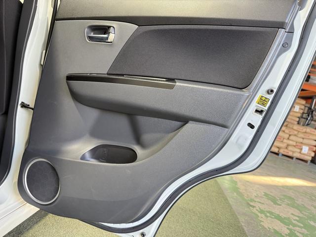 ワゴンＲスティングレー Ｘ　保証付　修復歴無　Ｐスタート　純正１４インチＡＷ　ＨＩＤヘッドライト　フォグランプ　オートエアコン　スマートキー　電動格納ミラー　純正オーディオ　ＣＤ　ベンチシート　フルフラット　ＡＢＳ　Ｗエアバッグ（32枚目）
