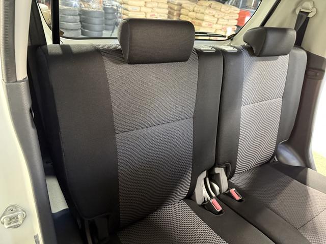 ワゴンＲスティングレー Ｘ　保証付　修復歴無　Ｐスタート　純正１４インチＡＷ　ＨＩＤヘッドライト　フォグランプ　オートエアコン　スマートキー　電動格納ミラー　純正オーディオ　ＣＤ　ベンチシート　フルフラット　ＡＢＳ　Ｗエアバッグ（35枚目）