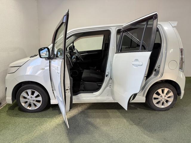 ワゴンＲスティングレー Ｘ　保証付　修復歴無　Ｐスタート　純正１４インチＡＷ　ＨＩＤヘッドライト　フォグランプ　オートエアコン　スマートキー　電動格納ミラー　純正オーディオ　ＣＤ　ベンチシート　フルフラット　ＡＢＳ　Ｗエアバッグ（50枚目）