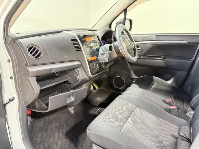 ワゴンＲスティングレー Ｘ　保証付　修復歴無　Ｐスタート　純正１４インチＡＷ　ＨＩＤヘッドライト　フォグランプ　オートエアコン　スマートキー　電動格納ミラー　純正オーディオ　ＣＤ　ベンチシート　フルフラット　ＡＢＳ　Ｗエアバッグ（53枚目）