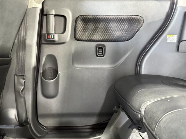 スペーシアカスタム XS 保証付き 修復歴無 DCBS 両PSD シートH HIDオートライト フォグ 衝突軽減B ESC レーンアシスト Pスタート Aストップ スマートキー 純正15AW Rサンシェード 黒革調シートカバー(33枚目)