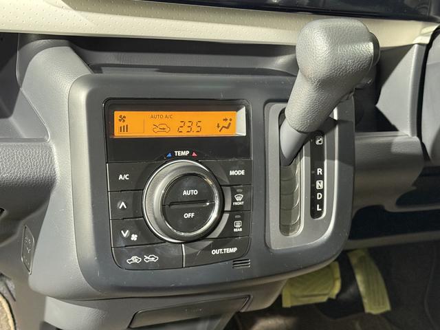 モコ Ｘ　保証付き　修復歴無　Ｂカメラ　ナビＴＶ　ＣＤ　Ｐスタート　スマートキー　オートエアコン　ウィンカー付電格ミラー　ヘッドライトレベライザー　ベンチシート　パワステ　パワーウィンドウ　ＡＢＳ　Ｗエアバッグ（9枚目）