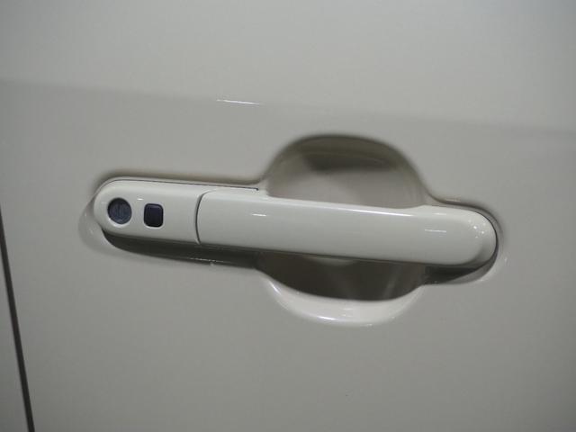 モコ Ｘ　保証付き　修復歴無　Ｂカメラ　ナビＴＶ　ＣＤ　Ｐスタート　スマートキー　オートエアコン　ウィンカー付電格ミラー　ヘッドライトレベライザー　ベンチシート　パワステ　パワーウィンドウ　ＡＢＳ　Ｗエアバッグ（18枚目）