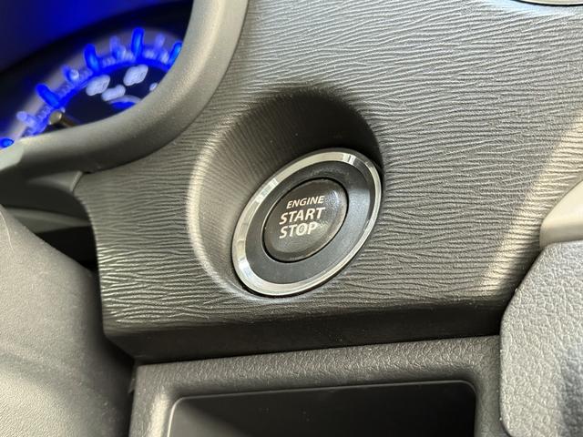 ワゴンＲスティングレー Ｘ　保証付き　修復歴無　ナビＴＶ　ＣＤ　Ｐスタート　ＨＩＤヘッド　フォグ　オートライト　純正１４インチＡＷ　アイドリングストップ　オートエアコン　スマートキー　ウィンカーミラー　ベンチシート　フルフラット（8枚目）