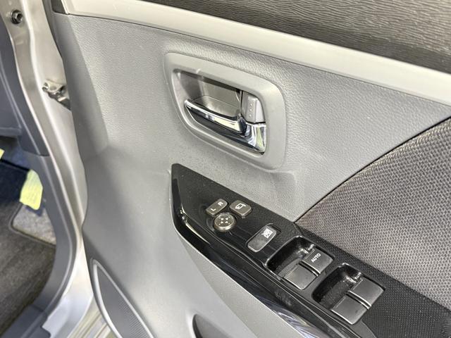 ワゴンＲスティングレー Ｘ　保証付き　修復歴無　ナビＴＶ　ＣＤ　Ｐスタート　ＨＩＤヘッド　フォグ　オートライト　純正１４インチＡＷ　アイドリングストップ　オートエアコン　スマートキー　ウィンカーミラー　ベンチシート　フルフラット（29枚目）