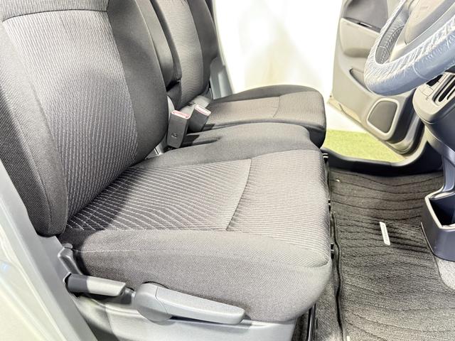 ワゴンＲスティングレー Ｘ　保証付き　修復歴無　ナビＴＶ　ＣＤ　Ｐスタート　ＨＩＤヘッド　フォグ　オートライト　純正１４インチＡＷ　アイドリングストップ　オートエアコン　スマートキー　ウィンカーミラー　ベンチシート　フルフラット（32枚目）