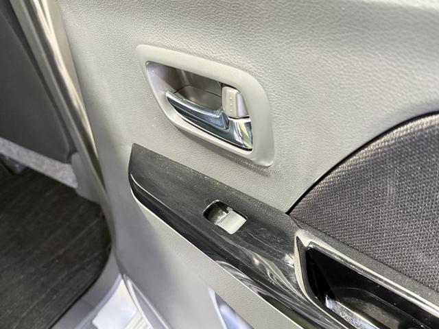 ワゴンＲスティングレー Ｘ　保証付き　修復歴無　ナビＴＶ　ＣＤ　Ｐスタート　ＨＩＤヘッド　フォグ　オートライト　純正１４インチＡＷ　アイドリングストップ　オートエアコン　スマートキー　ウィンカーミラー　ベンチシート　フルフラット（34枚目）