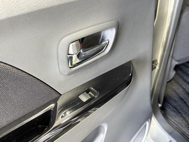 ワゴンＲスティングレー Ｘ　保証付き　修復歴無　ナビＴＶ　ＣＤ　Ｐスタート　ＨＩＤヘッド　フォグ　オートライト　純正１４インチＡＷ　アイドリングストップ　オートエアコン　スマートキー　ウィンカーミラー　ベンチシート　フルフラット（57枚目）