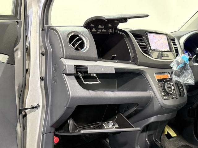 ワゴンＲスティングレー Ｘ　保証付き　修復歴無　ナビＴＶ　ＣＤ　Ｐスタート　ＨＩＤヘッド　フォグ　オートライト　純正１４インチＡＷ　アイドリングストップ　オートエアコン　スマートキー　ウィンカーミラー　ベンチシート　フルフラット（74枚目）