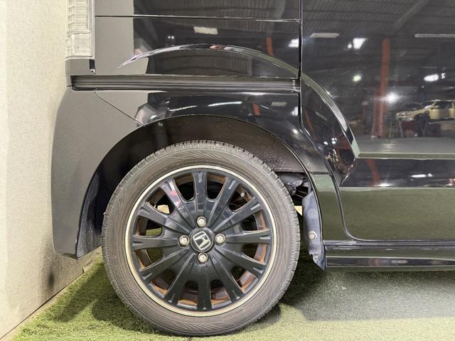 Ｎ－ＢＯＸカスタム Ｇ　ターボＳＳブラックスタイルパッケージ　保証付き　修復歴無　ＥＴＣ　Ｂカメラ　シートＨ　両ＰＳＤ　クルコン　フルセグナビ　ＢＴ　ＤＶＤ　オートリトラミラー　あんしんＰＫＧ　ＨＩＤオートライト　フォグ　パドルシフト　純正１５ＡＷ　ハーフレザー（25枚目）