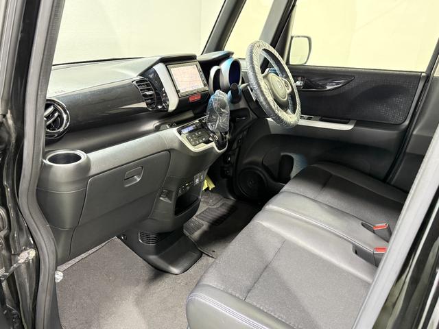 Ｎ－ＢＯＸカスタム Ｇ　ターボＳＳブラックスタイルパッケージ　保証付き　修復歴無　ＥＴＣ　Ｂカメラ　シートＨ　両ＰＳＤ　クルコン　フルセグナビ　ＢＴ　ＤＶＤ　オートリトラミラー　あんしんＰＫＧ　ＨＩＤオートライト　フォグ　パドルシフト　純正１５ＡＷ　ハーフレザー（51枚目）