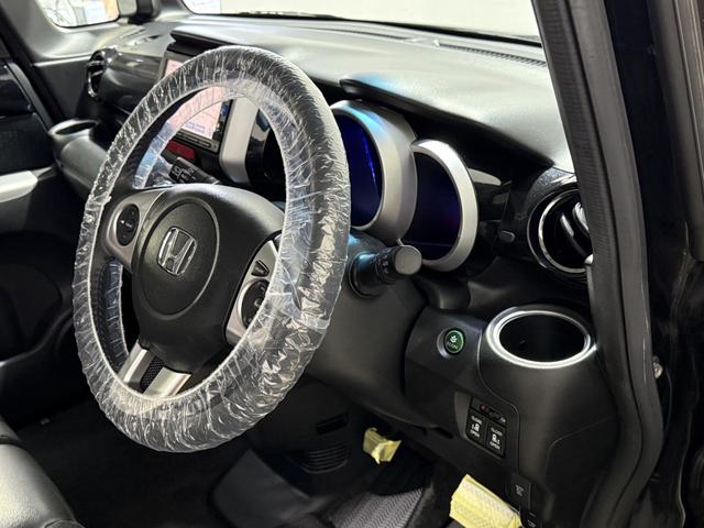 Ｎ－ＢＯＸカスタム Ｇ　ターボＳＳブラックスタイルパッケージ　保証付き　修復歴無　ＥＴＣ　Ｂカメラ　シートＨ　両ＰＳＤ　クルコン　フルセグナビ　ＢＴ　ＤＶＤ　オートリトラミラー　あんしんＰＫＧ　ＨＩＤオートライト　フォグ　パドルシフト　純正１５ＡＷ　ハーフレザー（61枚目）