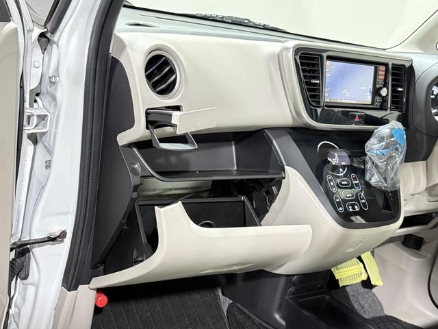 ２年間無料・納車クリーニング・除菌・ウィルス９９．９％除去など特典がたくさん。自社の指定整備工場完備！