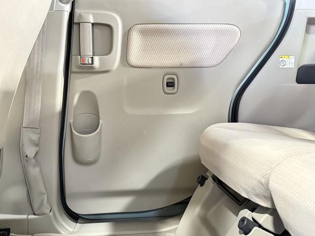 スペーシア Ｘ　保証付き　修復歴無　スマートフォン連携ナビ　Ｂカメラ　ＰＳＤ　ナビＴＶ　ＨＩＤオートライト　Ｐスタート　アイドリングＳ　ステリモ　オートエアコン　スマートキー　電格ミラー　ベンチシート　Ｒサンシェード（32枚目）