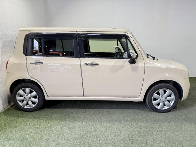 アルトラパン Ｘセレクション　保証付き　修復歴無　ＥＴＣ　シートヒーター　Ｐスタート　アイドリングストップ　スマートキー　スペアキー付　純正１４インチＡＷ　ウィンカー付電動格納ミラー　ＣＤ　レベライザー　ベンチシート　フルフラット（25枚目）