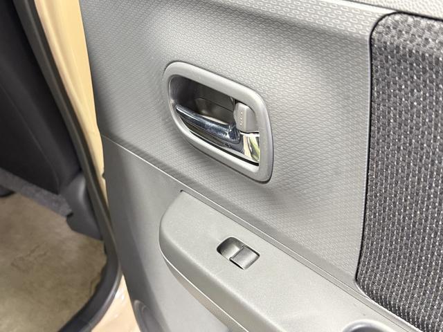 アルトラパン Ｘセレクション　保証付き　修復歴無　ＥＴＣ　シートヒーター　Ｐスタート　アイドリングストップ　スマートキー　スペアキー付　純正１４インチＡＷ　ウィンカー付電動格納ミラー　ＣＤ　レベライザー　ベンチシート　フルフラット（33枚目）