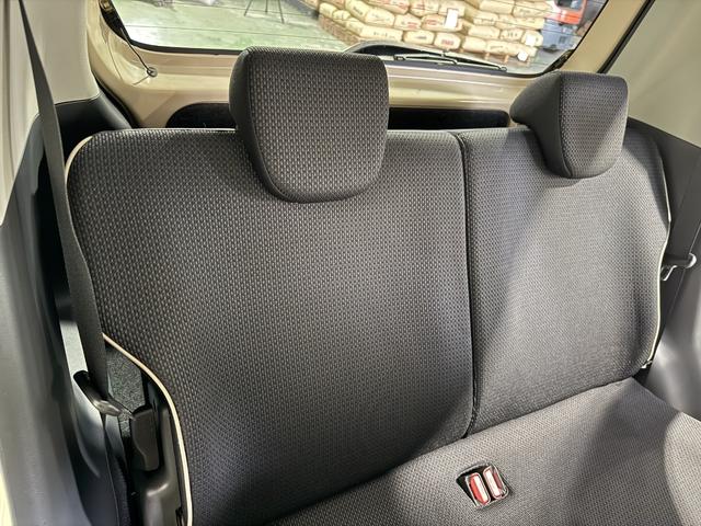 アルトラパン Ｘセレクション　保証付き　修復歴無　ＥＴＣ　シートヒーター　Ｐスタート　アイドリングストップ　スマートキー　スペアキー付　純正１４インチＡＷ　ウィンカー付電動格納ミラー　ＣＤ　レベライザー　ベンチシート　フルフラット（35枚目）