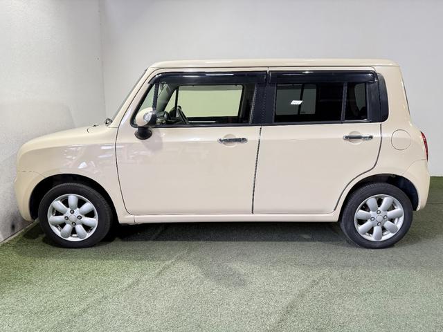 アルトラパン Ｘセレクション　保証付き　修復歴無　ＥＴＣ　シートヒーター　Ｐスタート　アイドリングストップ　スマートキー　スペアキー付　純正１４インチＡＷ　ウィンカー付電動格納ミラー　ＣＤ　レベライザー　ベンチシート　フルフラット（49枚目）