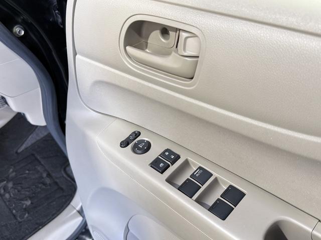 N-BOX G 保証付き 修復歴無 ETC Bカメラ フルセグナビTV 横滑り防止 Pスタート アイドリングストップ ステアリングスイッチ オートエアコン スマートキー 電動格納ミラー 運転席シートハイトアジャスター(27枚目)