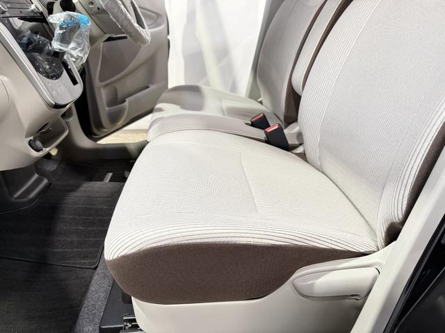 ☆車内の隅々まで徹底クリーニング！目に見えない汚れも落とします！除菌ウイルス除去・消臭でお子様にも安心！