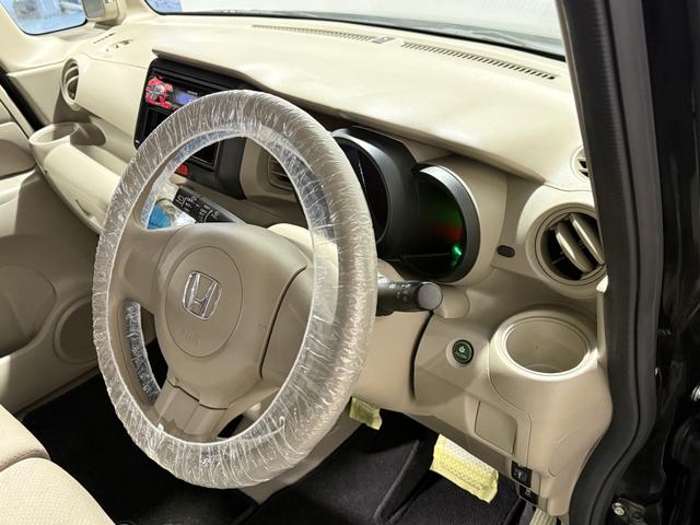 Ｎ－ＢＯＸ Ｇ　保証付き　修復歴無　横滑り防止　プッシュスタート　アイドリングストップ　オートエアコン　スマートキー　電動格納ミラー　レベライザー　ＣＤ　運転席シートハイトアジャスター　両側スライドドア　ベンチシート（62枚目）