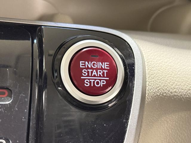 Ｎ－ＢＯＸ Ｇ　保証付き　修復歴無　横滑り防止　プッシュスタート　アイドリングストップ　オートエアコン　スマートキー　電動格納ミラー　レベライザー　ＣＤ　運転席シートハイトアジャスター　両側スライドドア　ベンチシート（69枚目）